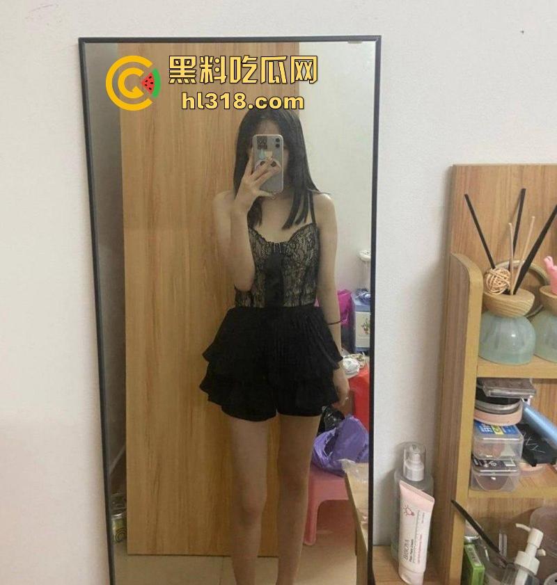 湖南长沙淫荡母狗【林婉婉】私生活极度淫乱,夜夜笙歌天天挨操,巅峰时期炮友更是多达二十位!-3