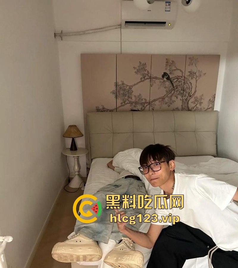 男歌手『郑润泽』塌房！刚官宣就被扒出约炮视频，深情人设崩塌，渣男本性暴露-28