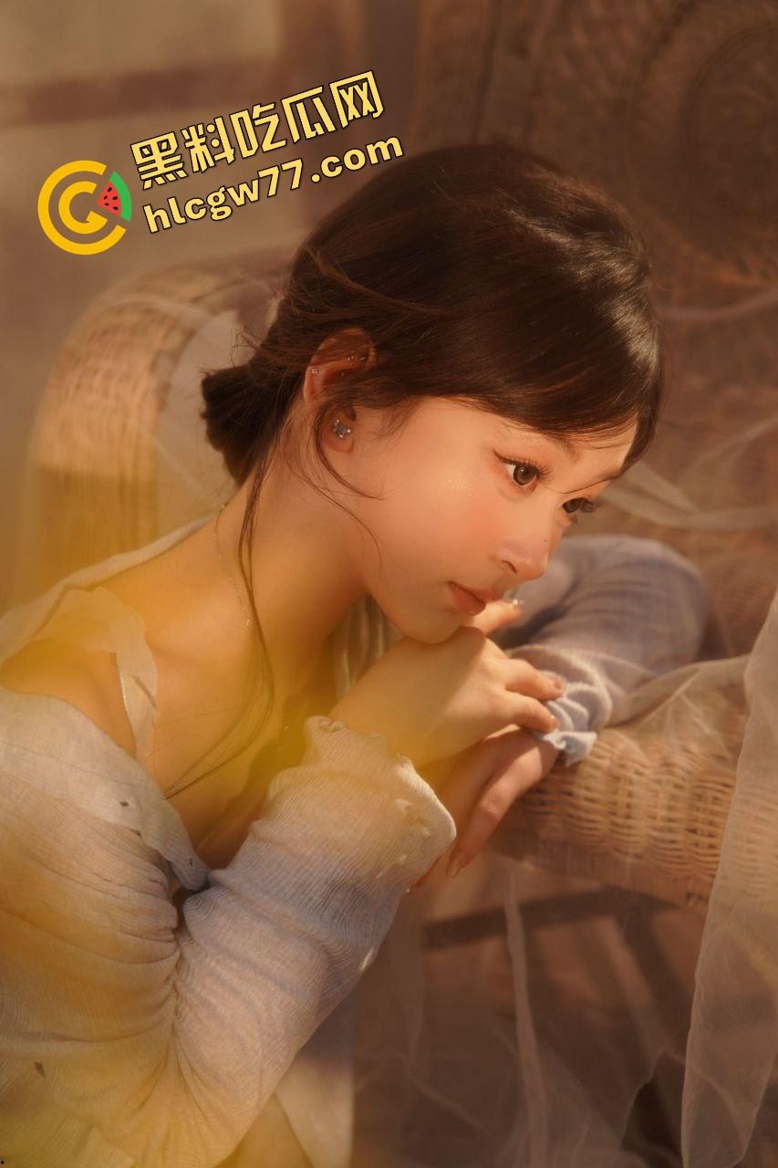 清纯校花秒变极品双马尾调教机,萝莉妹子『杨雪』为了钱主动舔脚求调教,被爆操后入浪叫到破音都不喊停!-3