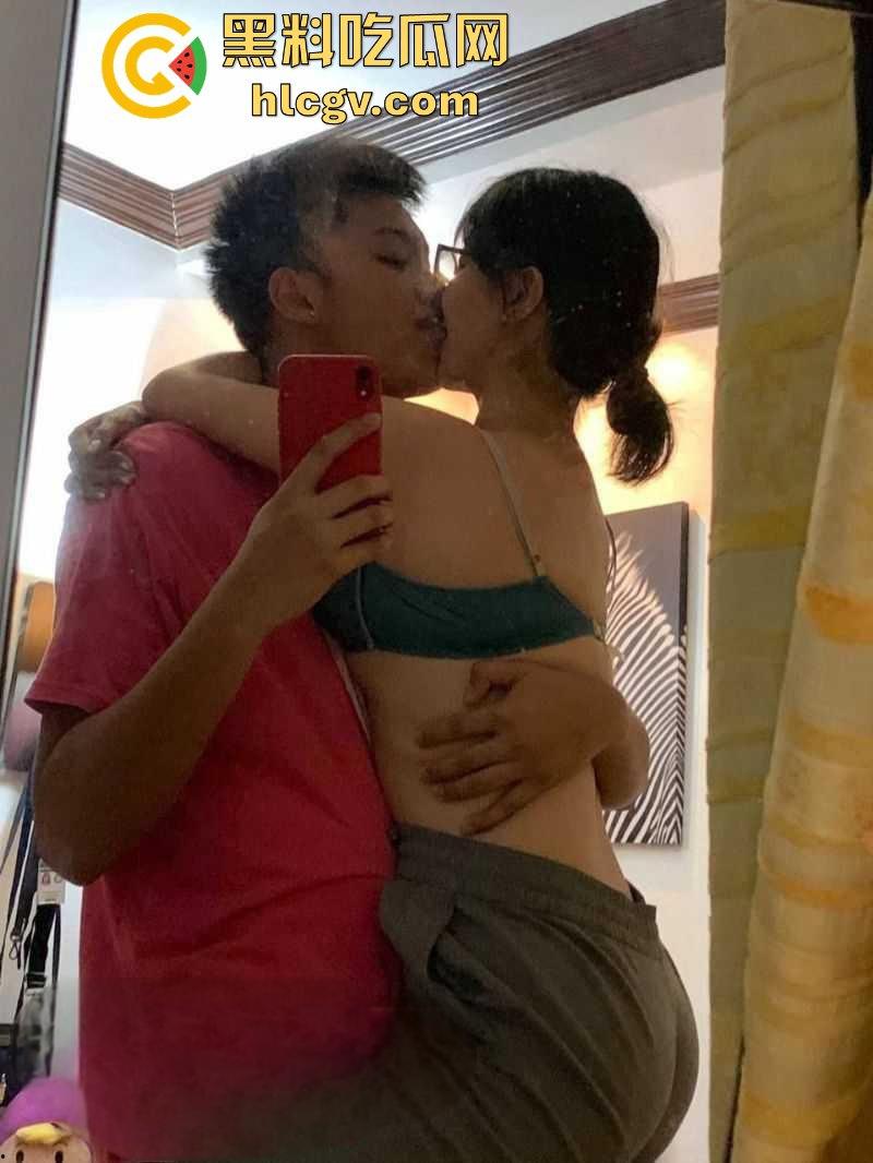 奶妈普度众生!这奶大又形状好可惜男朋友长得影响观感,绝世好奶配颜值低的男友,找条狗都比这强!-1