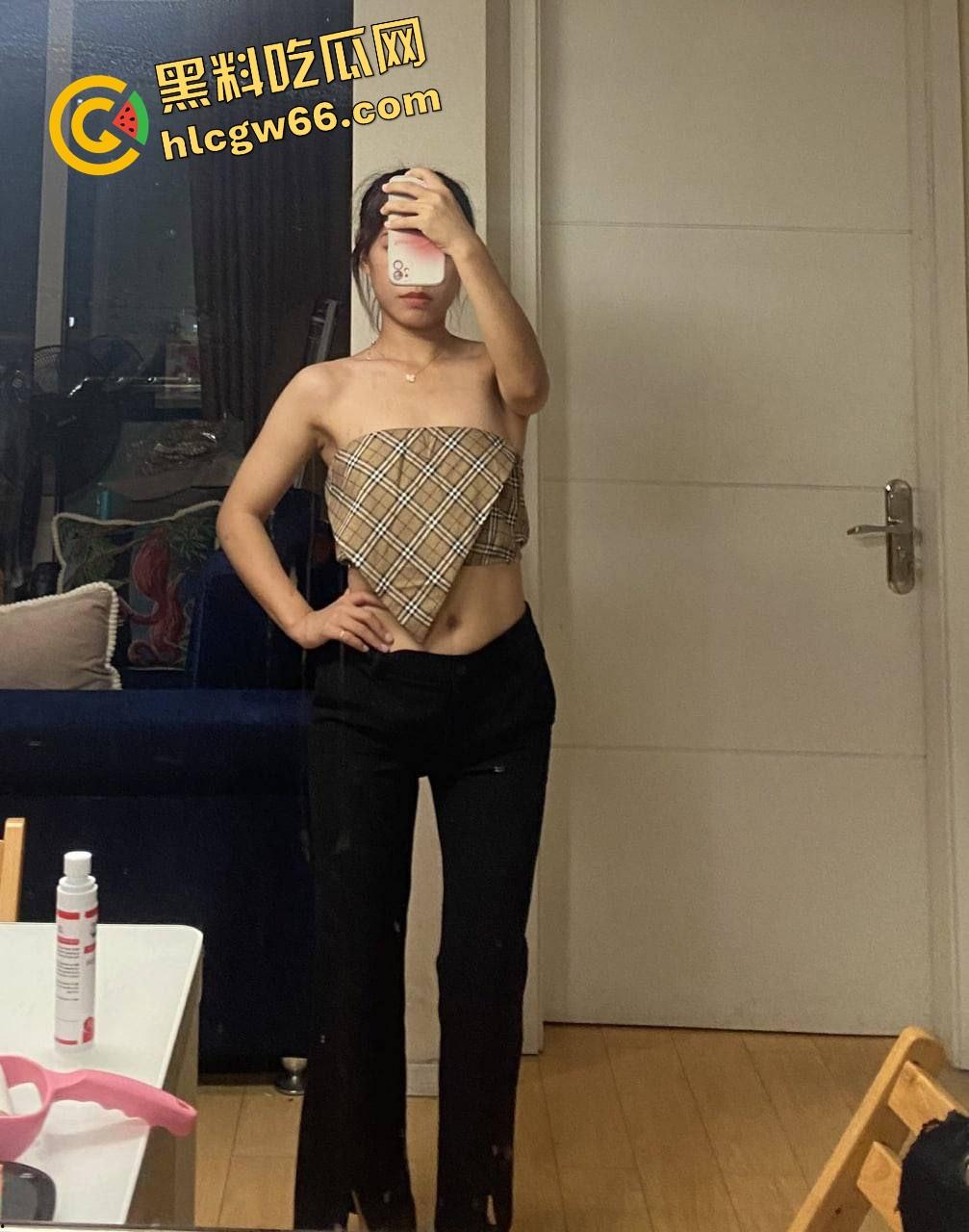 闺蜜卧底变情妇，天津巨乳少妇『李丹 』我老婆的闺蜜竟然成了我深夜在浴室猛操两小时的发泄母狗？-3