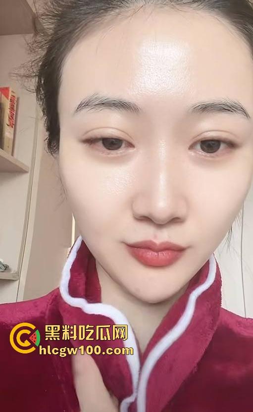 抖音美艳少妇【向子】露脸私密视频泄露，骚气动作极致勾引让人看傻眼！-2