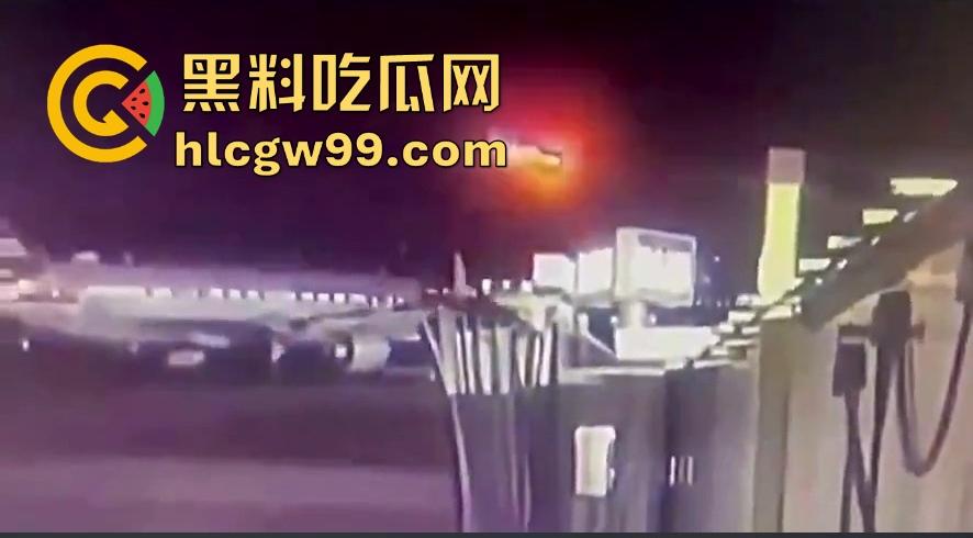 美国惊天空难，堪萨斯飞往弗吉尼亚的航班撞上美军黑鹰直升机，机上疑有高级军官！-7