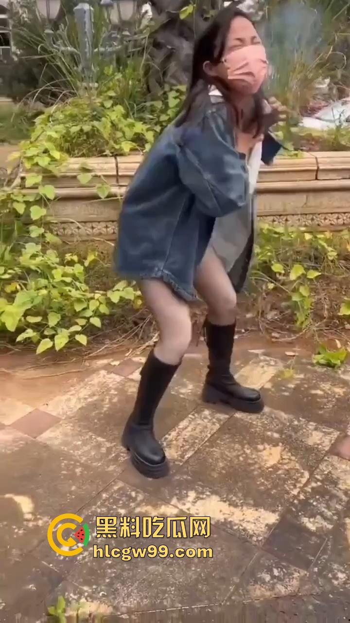 有见过鞭炮炸奶的吗?广西表妹为流量不惜亲身上演,隔着屏幕都觉得疼,内容炸烈!-10