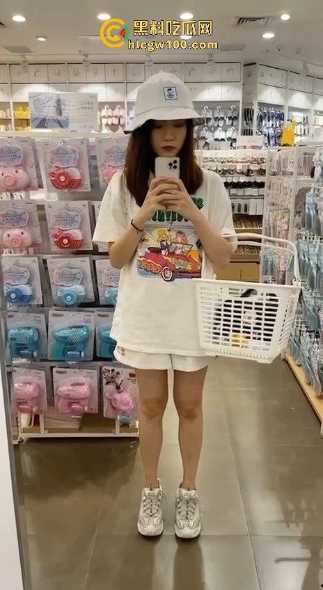 河南省驻马店医院反差护士【吴新园】口交取精保存,最新一弹1小时36分资源爆出,内容引入眼球!!-4