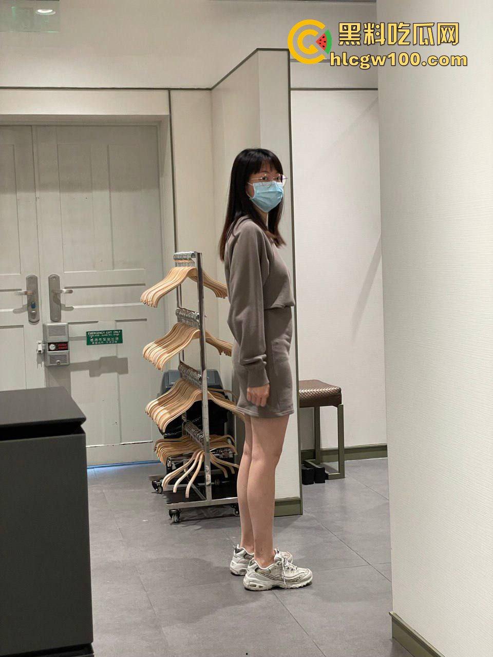 河南省驻马店医院反差护士【吴新园】口交取精保存,最新一弹1小时36分资源爆出,内容引入眼球!!-9