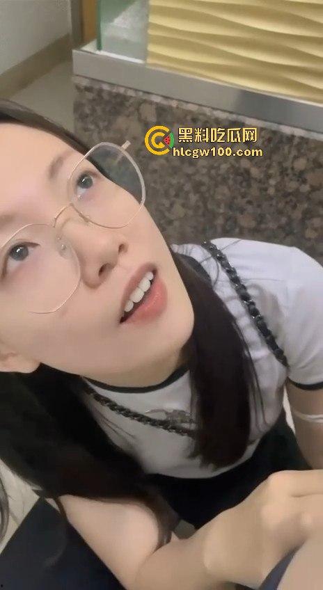 河南省驻马店医院反差护士【吴新园】口交取精保存,最新一弹1小时36分资源爆出,内容引入眼球!!-38