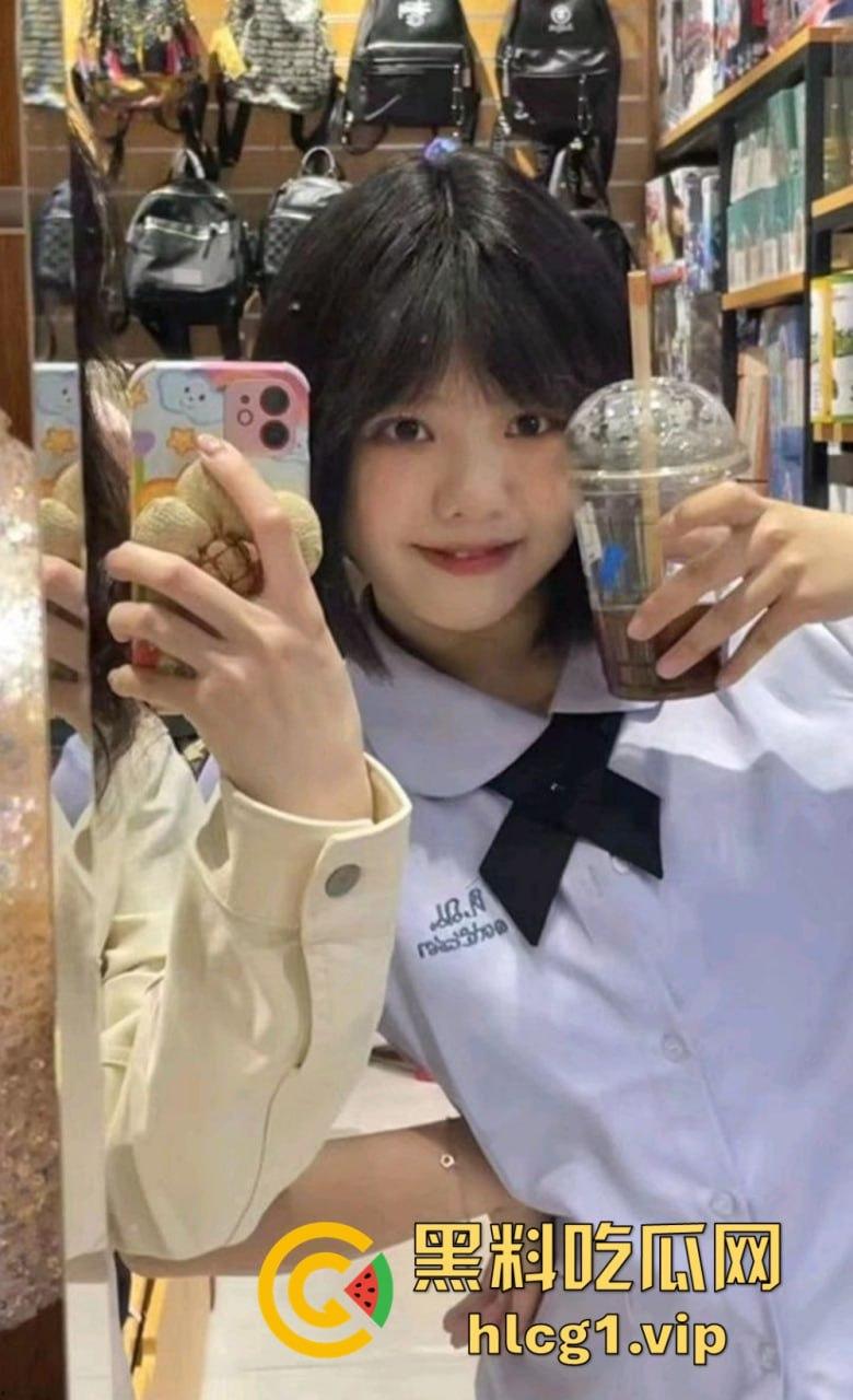 生日刚过就出轨！上海贸易大学李悦欣肉偿摄影师，白嫖这一套属实拿捏了！-12