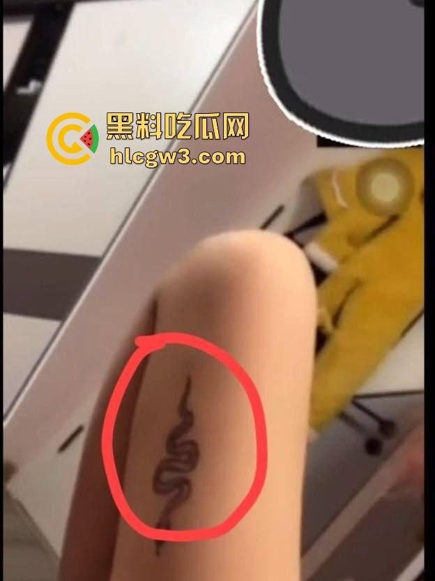 抖音主播【奈奈御子】被爆卖原味内裤和滋味视频 销号后换皮继续搞 背地里居然做这种事!-7