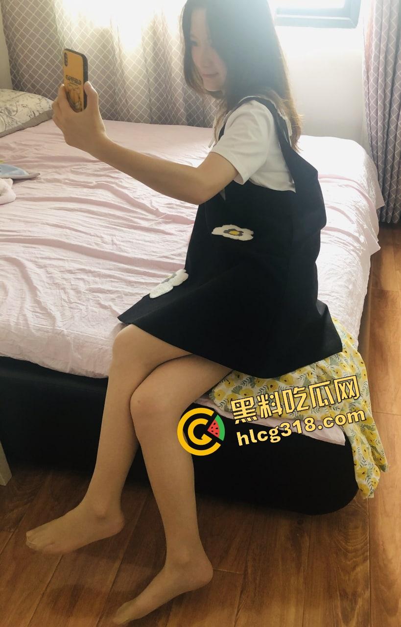 河南绿帽骚妻『王娴莉』新婚还偷吃前任,孩子都有了还惦记那根屌,越贱的婊子越长得漂亮!-8