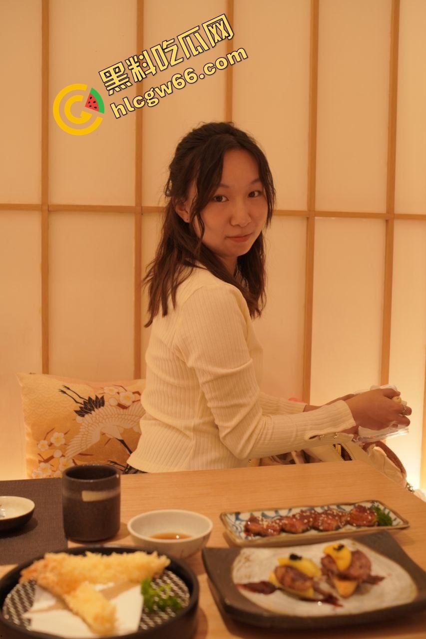 毕业实习母狗『小芸』处女开苞被调教成贱穴精喷机，白天写日报晚上掰腿求干，口吐白沫翻白眼像中邪！-5