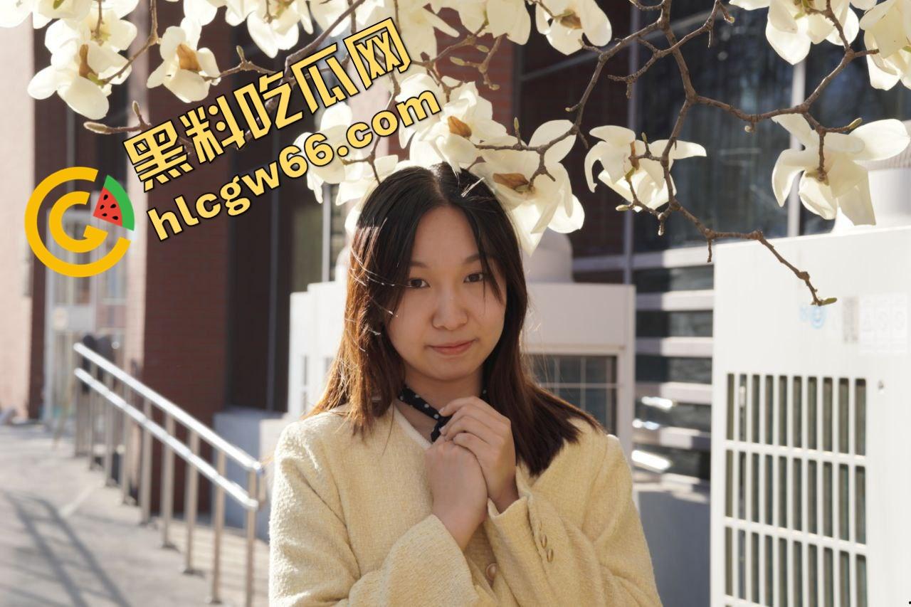 毕业实习母狗『小芸』处女开苞被调教成贱穴精喷机，白天写日报晚上掰腿求干，口吐白沫翻白眼像中邪！-13