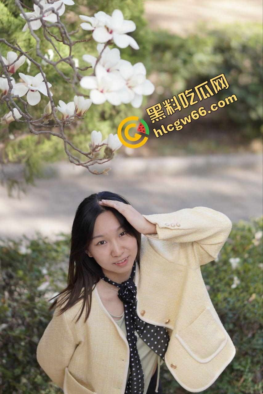 毕业实习母狗『小芸』处女开苞被调教成贱穴精喷机，白天写日报晚上掰腿求干，口吐白沫翻白眼像中邪！-18