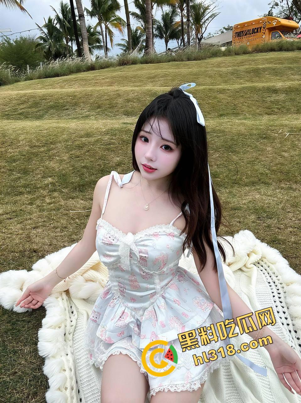 台湾巨乳网黄『Aka』被巴西小钢炮爆操,小屌配大奶花活玩到极致,兵器虽短耐操才是真王道!-3