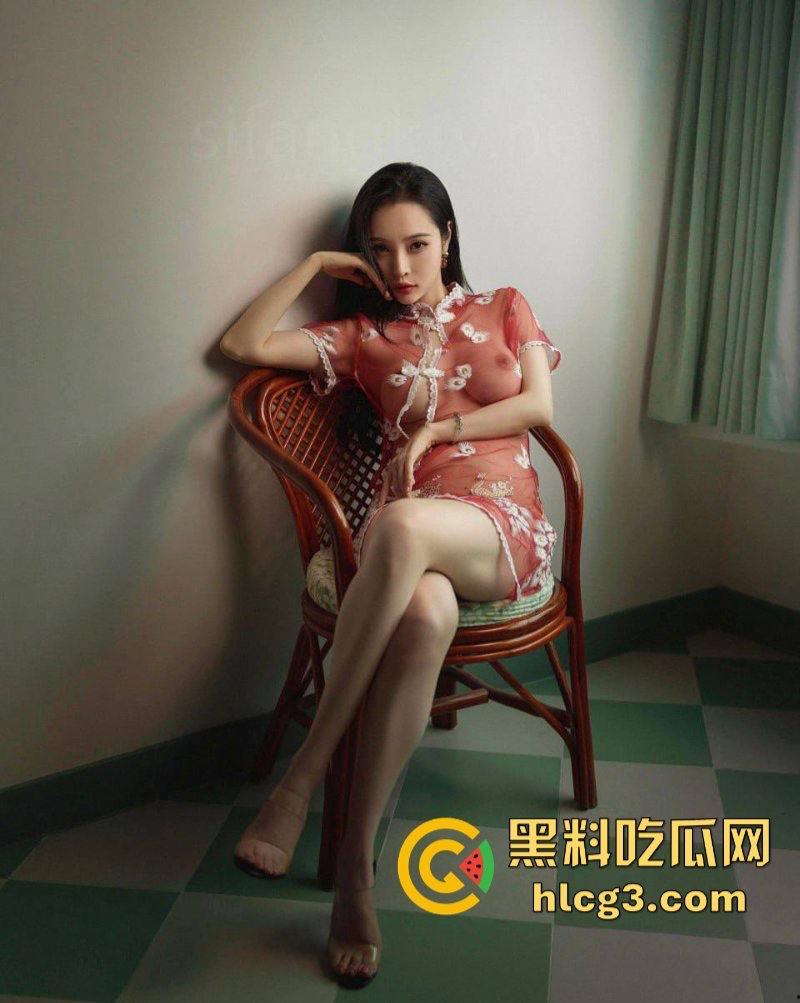 最新福利流出【孙禾颐】难得一见的反差极品尤物 纤腰丰臀大奶子自慰插穴-8