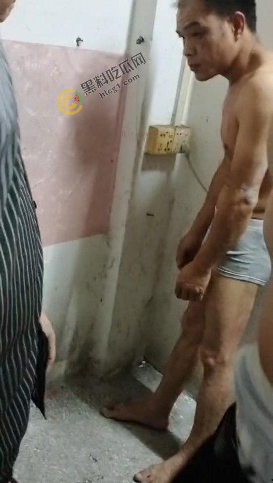 红杏出墙惊天动地!年过半百的老男人竟然被抓包偷情,捉奸现场震撼全网-2