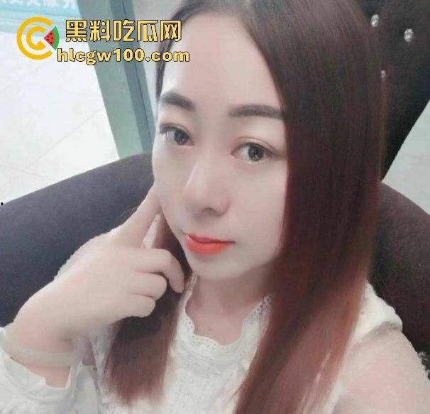 快手微胖熟女【女人味】自慰视频爆出，微胖少妇的魅力无法阻挡，真的很有女人味。-2