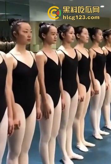 郑州艺校芭蕾妹子被包养，金主定制裸舞！许老板玩的这么高端，进去真不冤！-4