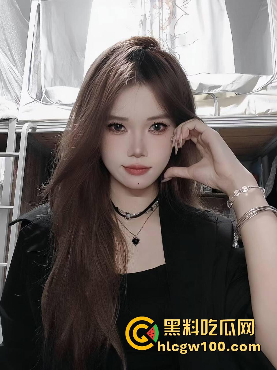 富豪千金白虎逼反差婊视频流出，清纯颜值啪啪狂热，9分17秒清晰对白，性爱画面绝了这反差谁受得了？-3