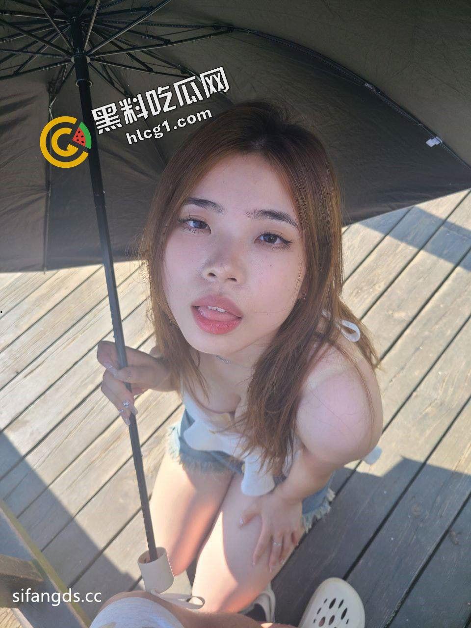 南京邮电大学御姐『李琦玉』金主包养后 拍摄大量情趣制服视频流出 撸管必备!-1