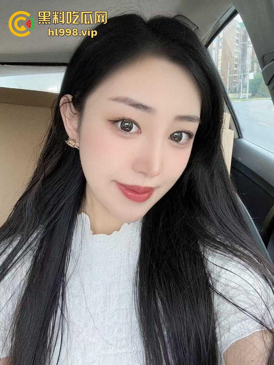 西安花臂情侣性爱自拍流出！巨屌深喉口爆，肥嘟嘟大屁屁被插到淫叫连连，画面劲爆无比！-1