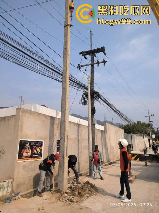 妙瓦底硬刚泰国,全城囤油,诈骗大军集结,泰方断网断电惹怒将军,水沟谷烟花狂笑泰国政府!-8