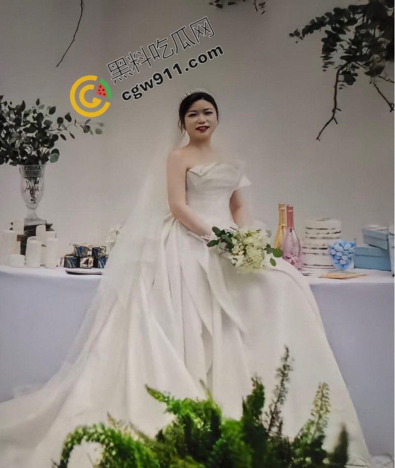 河南新婚夫妻热辣自拍视频泄露!大奶人妻淫水狂喷,骚穴口活绝顶,诱惑不断,让人心动-9